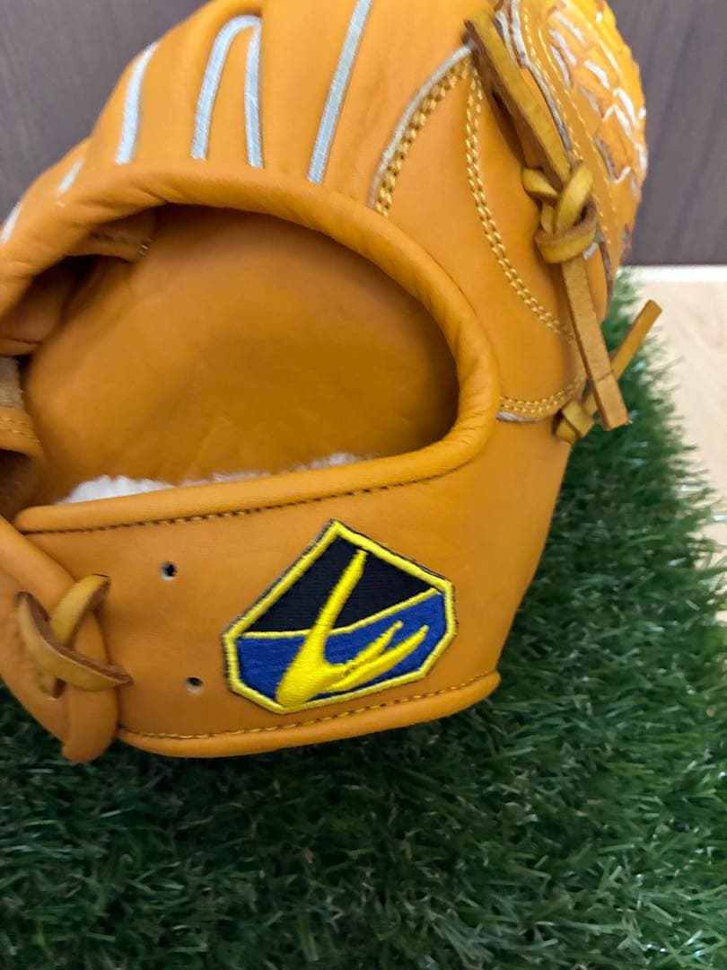 LIND SPORTS 硬式内野手グラブ　湯もみ型つけ済み