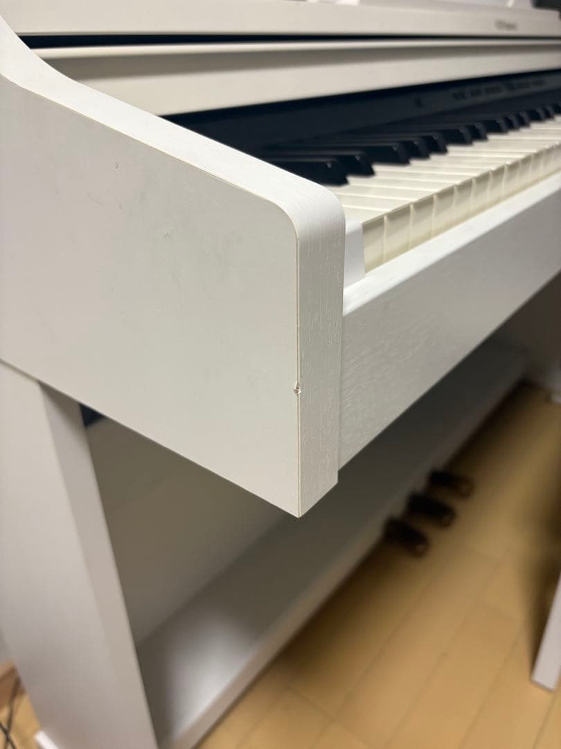 Roland 電子ピアノRP501R ホワイト