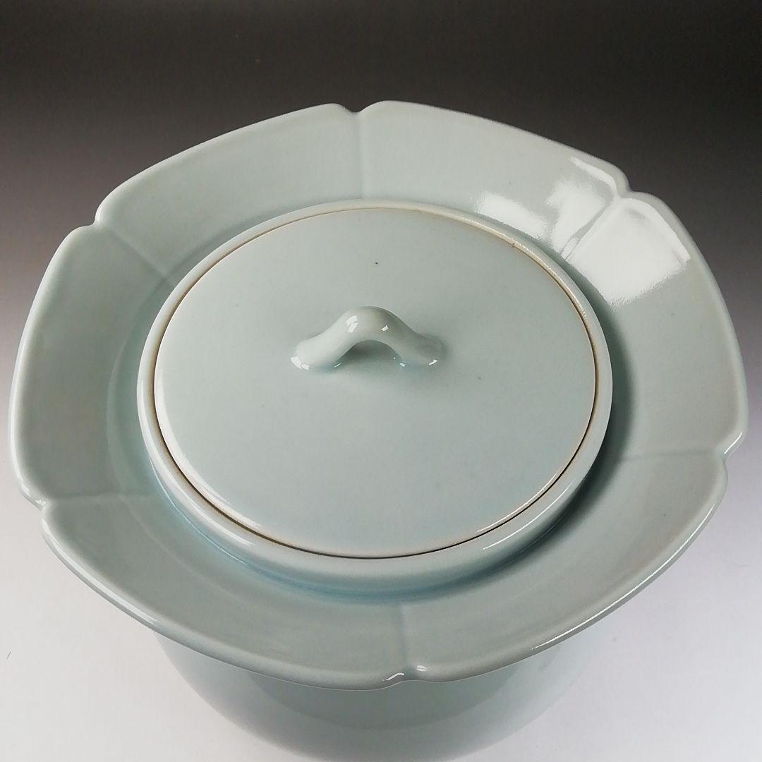 Ｔ６７４　水指　『白磁花水指』『宝林　趙誠主 造』　共箱　茶道具