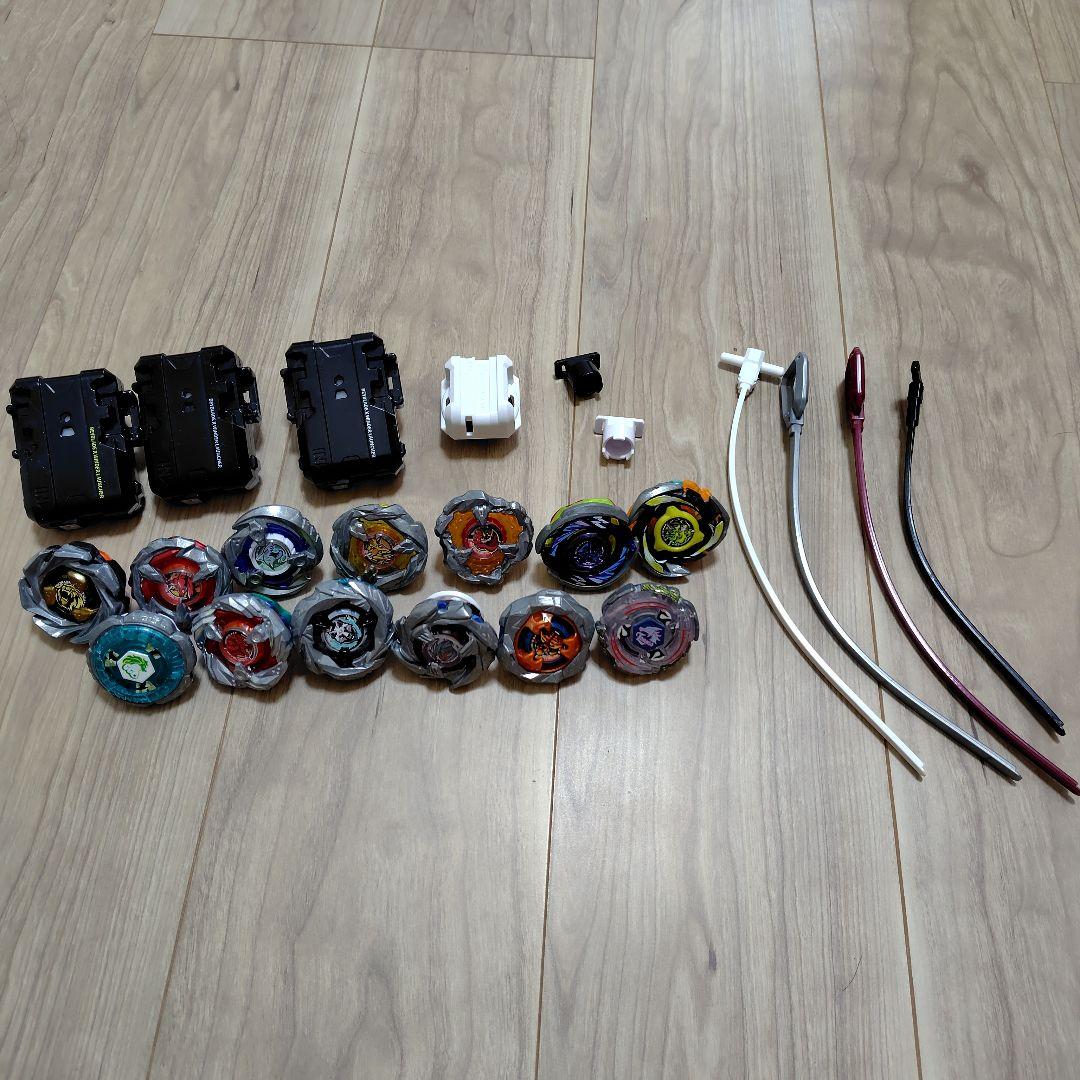 ベイブレードXセット ベイ13個、ランチャー、ワインダー付