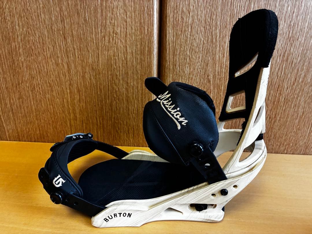 BURTONバインディング 【ミッション（メンズMサイズ）】木目カラー
