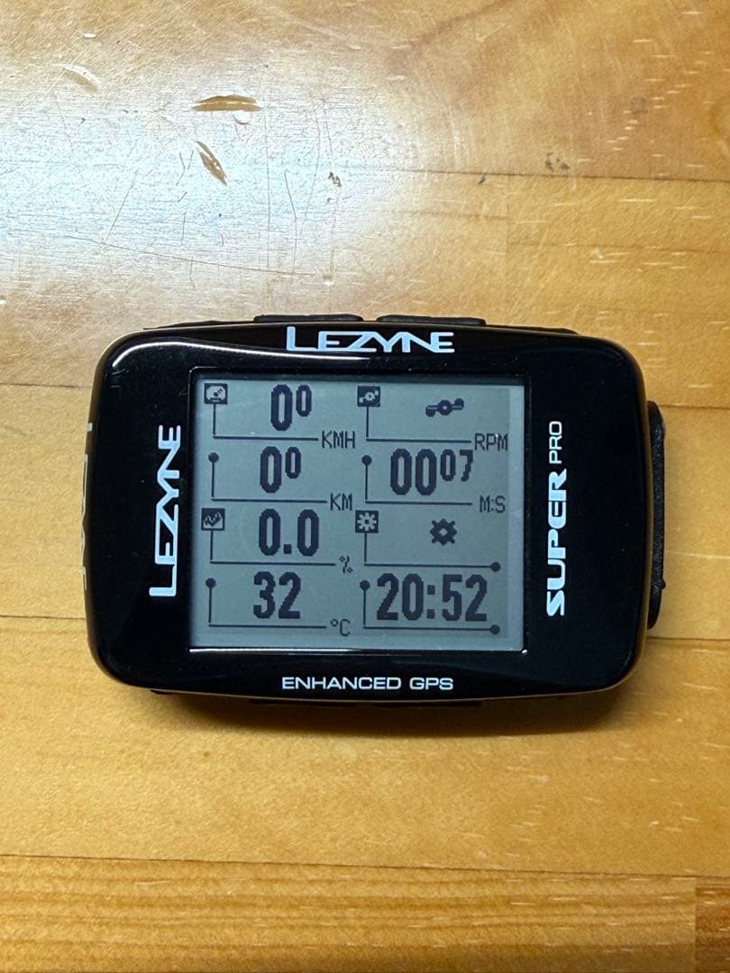 LEZYNE SUPER PRO サイクルコンピューター本体　ステー　美品