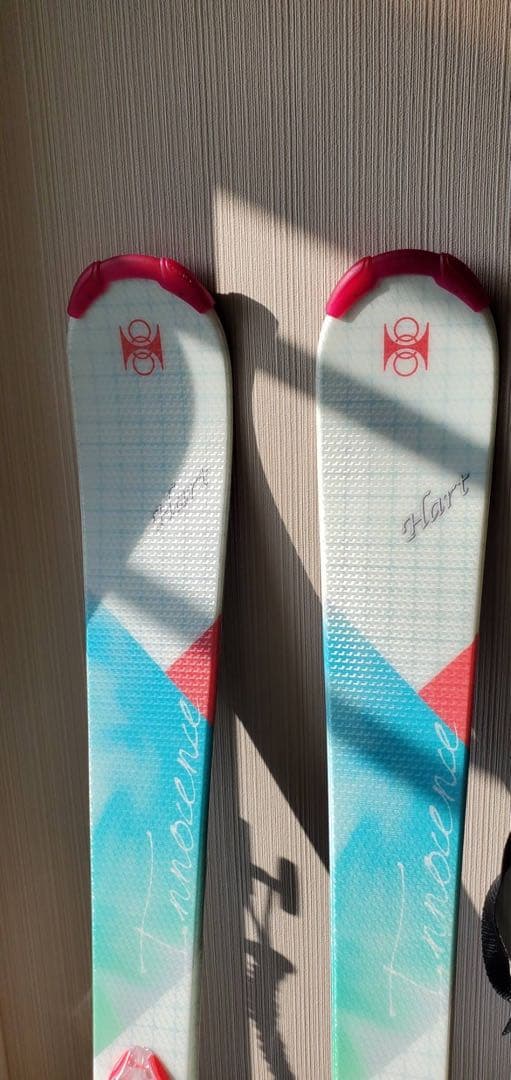 女性用スキー靴・スキー板・ビンディング・ヘルメット・ゴーグルセット