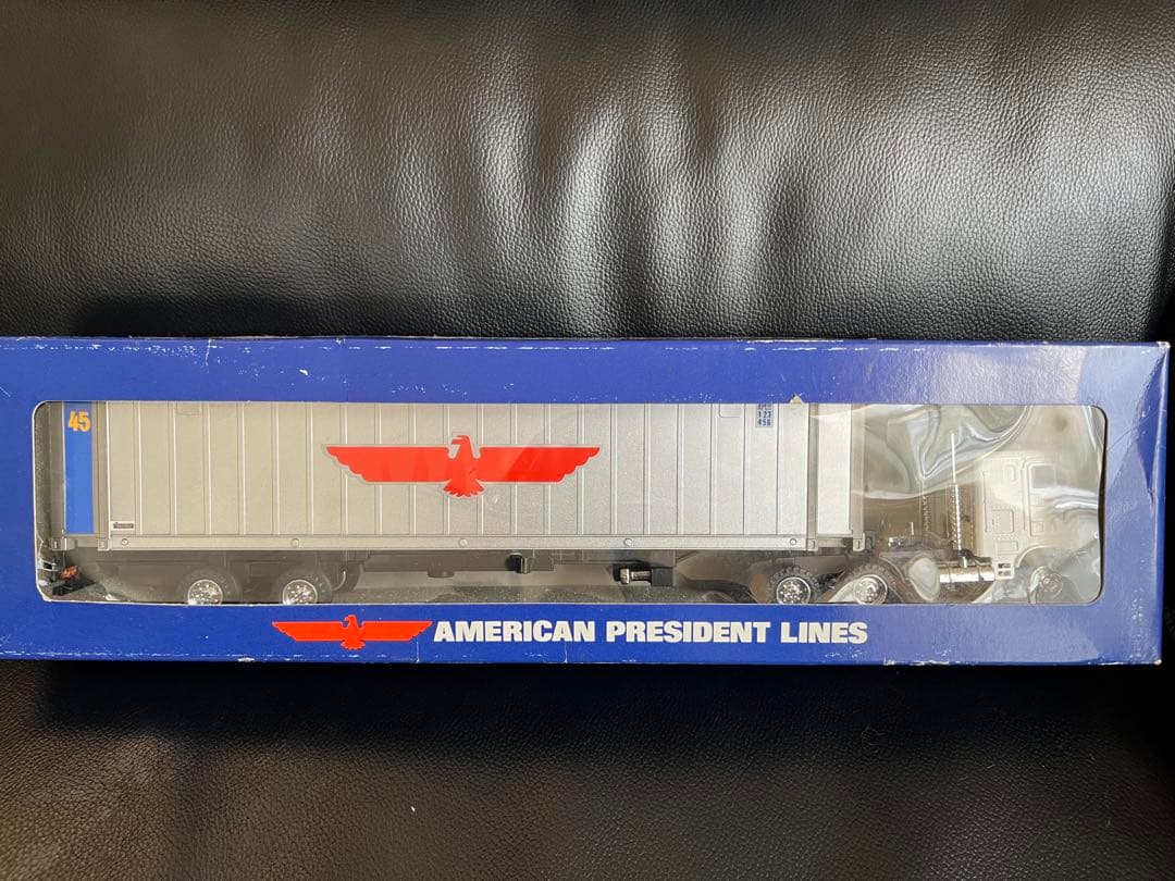 トレーラー『AMERICAN PRESIDENT LINES』日本製