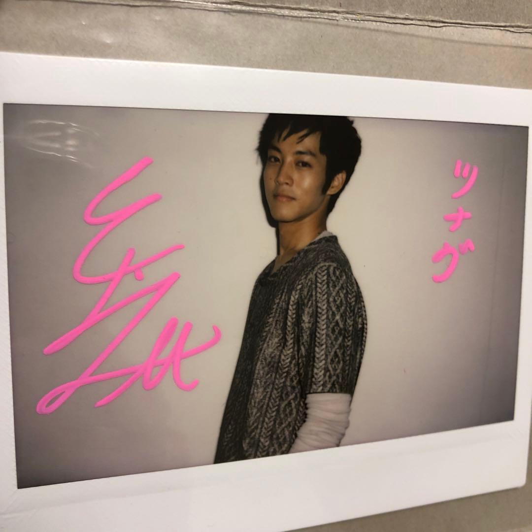 松坂桃李　チェキサイン入り