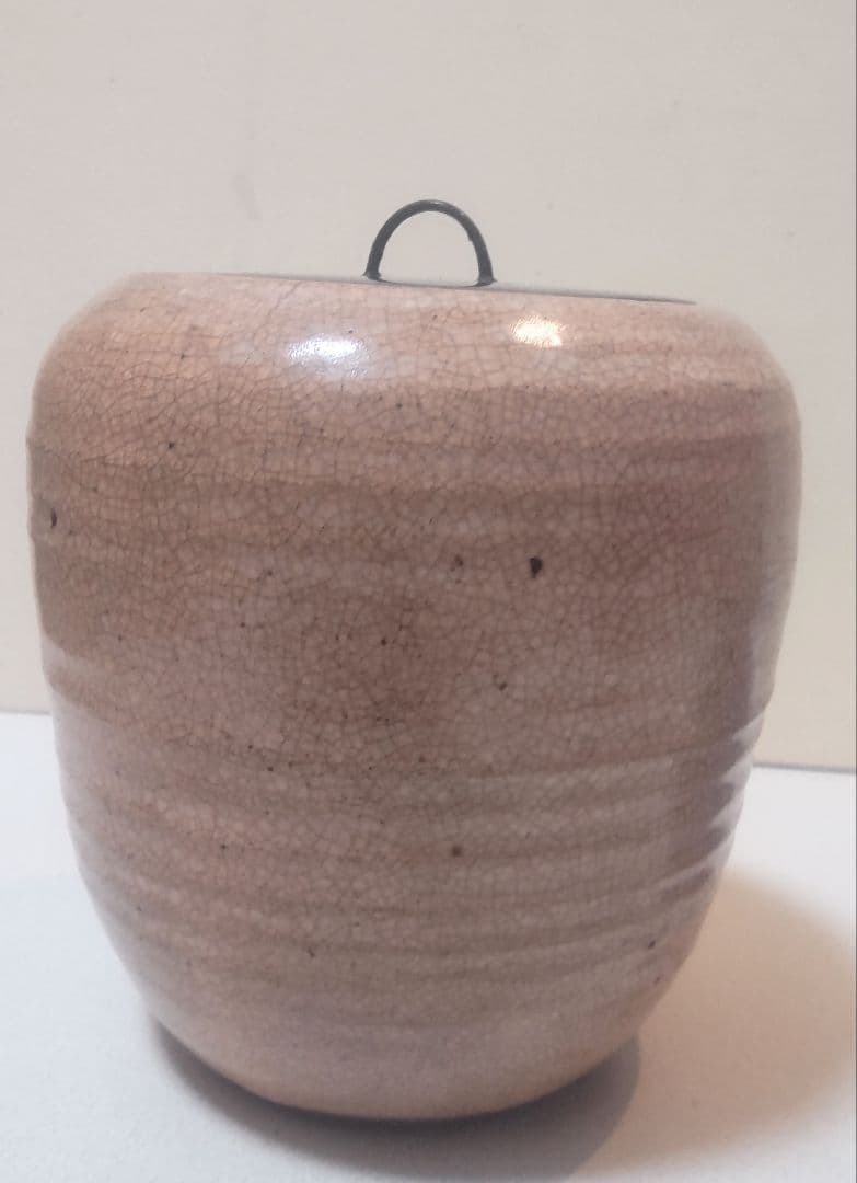 時代物水指 無銘 膝黒塗蓋 柄杓/Antique Mizusashi