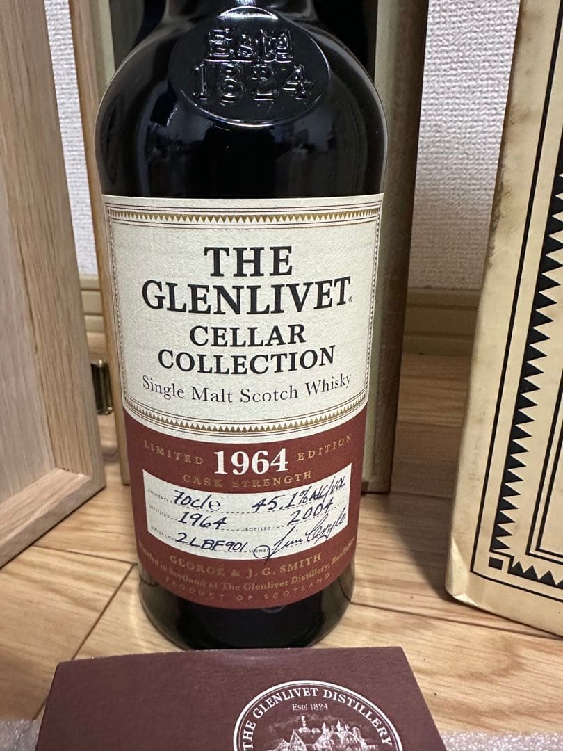 ウイスキー THE GLENLIVET CELLAR COLLECTION 1964