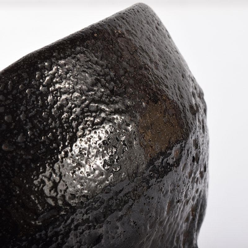 茶道具　九代楽吉左衛門　了入作　黒楽茶碗　十二代楽吉左衛門極め箱　M　R8353