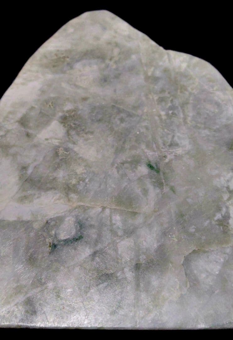 ★翡翠原石★糸魚川硬玉【小滝・転石・切り出し②859ｇ】