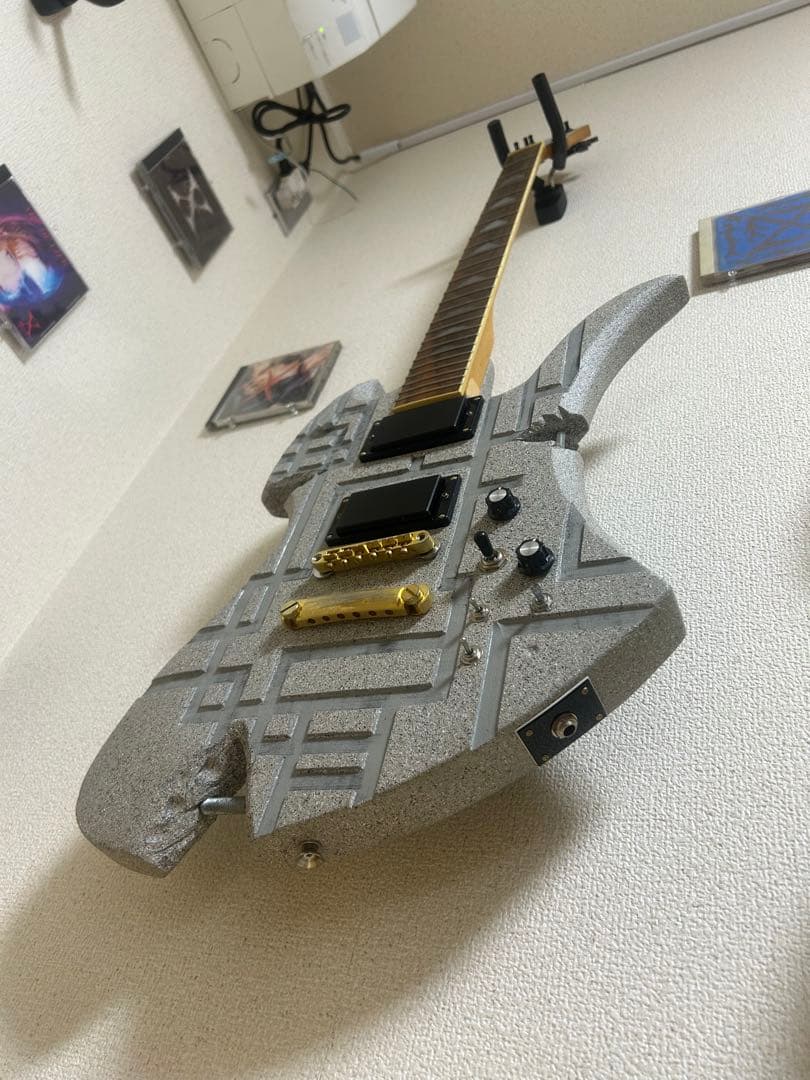 モッキンバード コンクリート