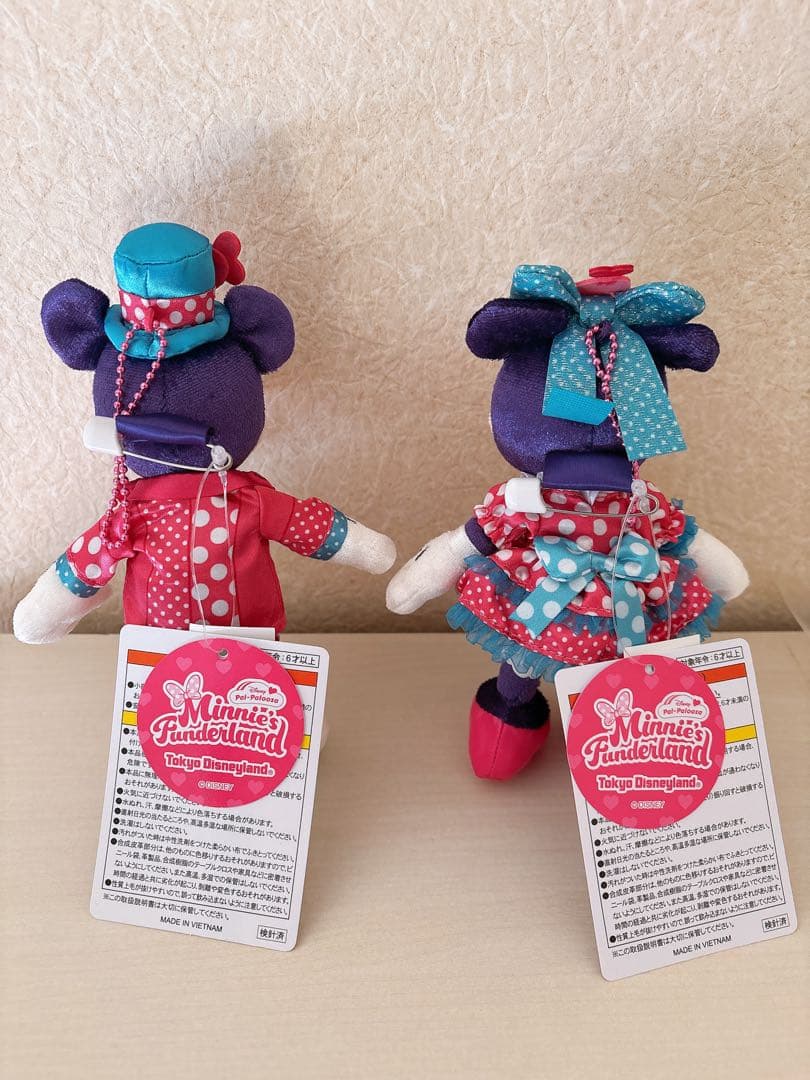 新品未使用　ディズニー　パルパルーザ　ぬいぐるみバッジ　ミッキー　ミニー