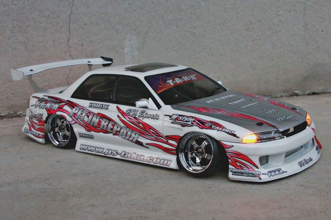 PandoraRC スカイライン　HCR32 4ドア