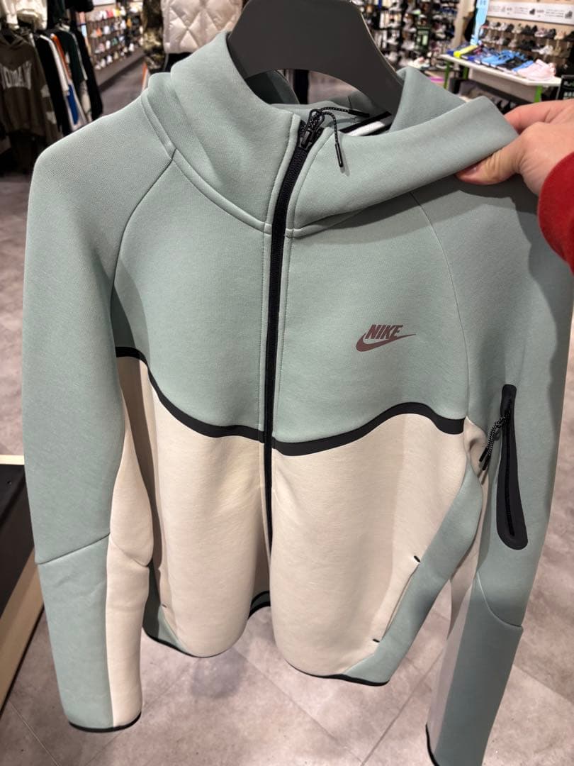 Nike ジャージ上下セット ミントグリーン