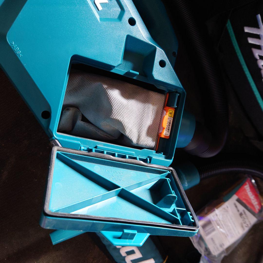 マキタ掃除機18V
