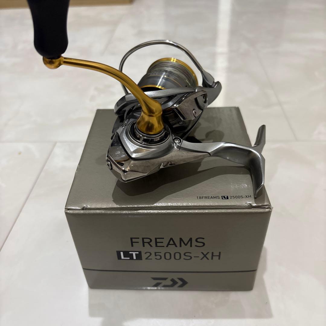 専用　18 フリームス LT 2500S-XH