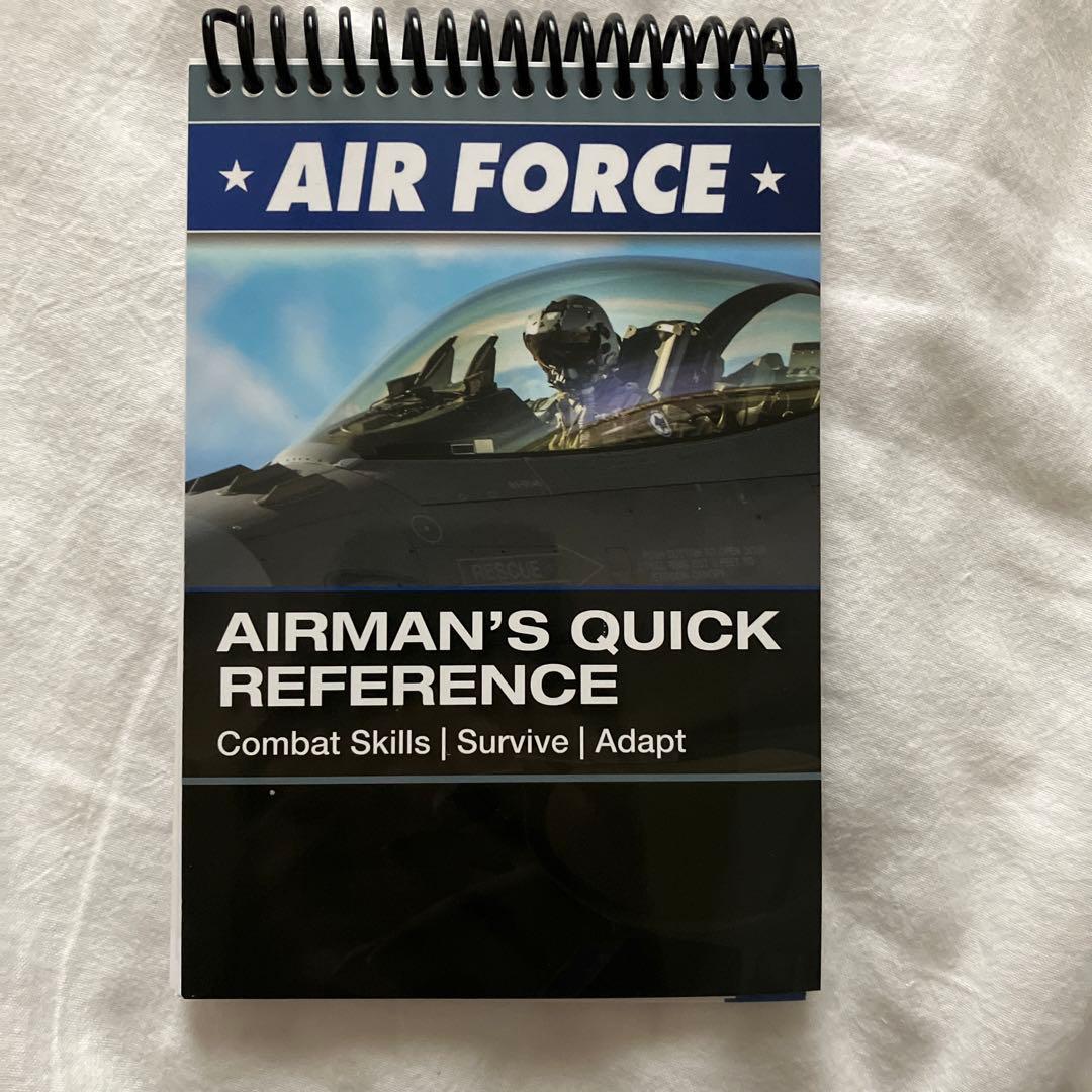 アメリカ　空軍　マニュアル　ポケット版　Air Force airman