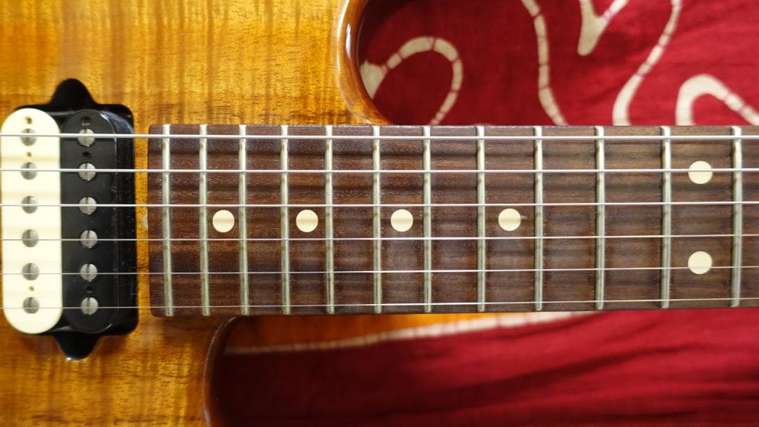 ギター Suhr Standard Custom Flamed Koa Top