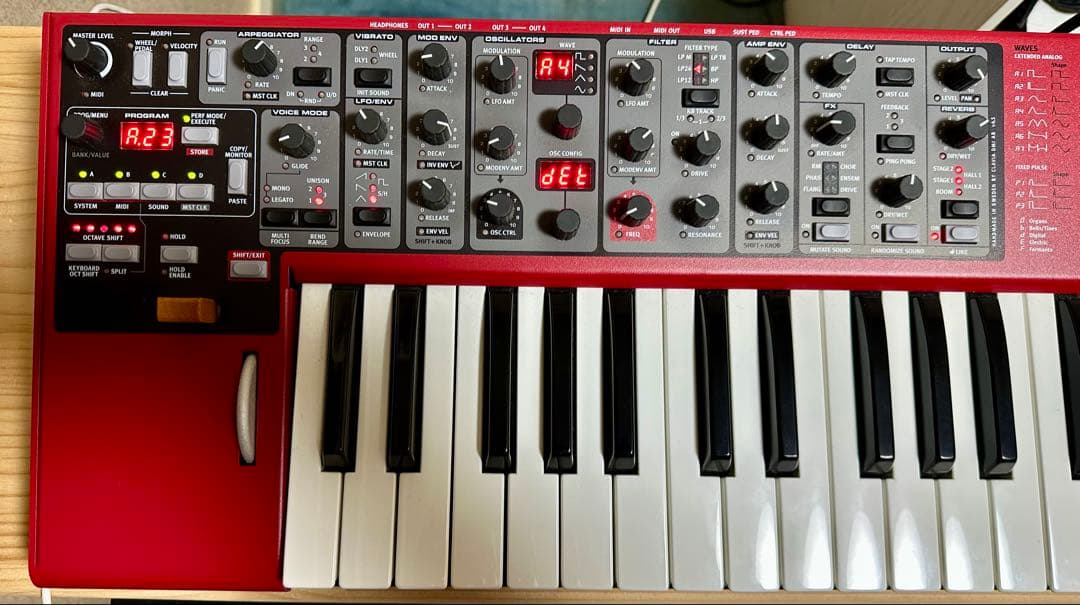 Nord Lead A1 49鍵 シンセサイザー 赤