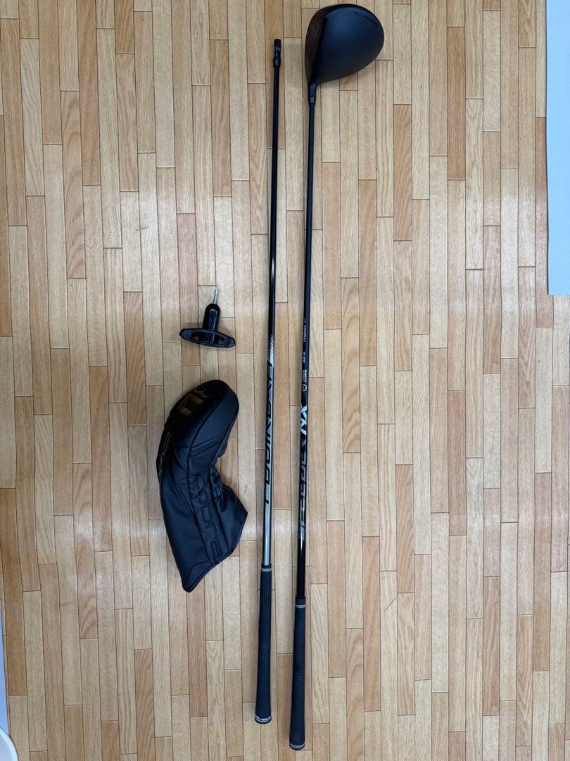 コブラ　ダークスピーダーMAX ドライバー 10.5度　ヘッドカバー付き