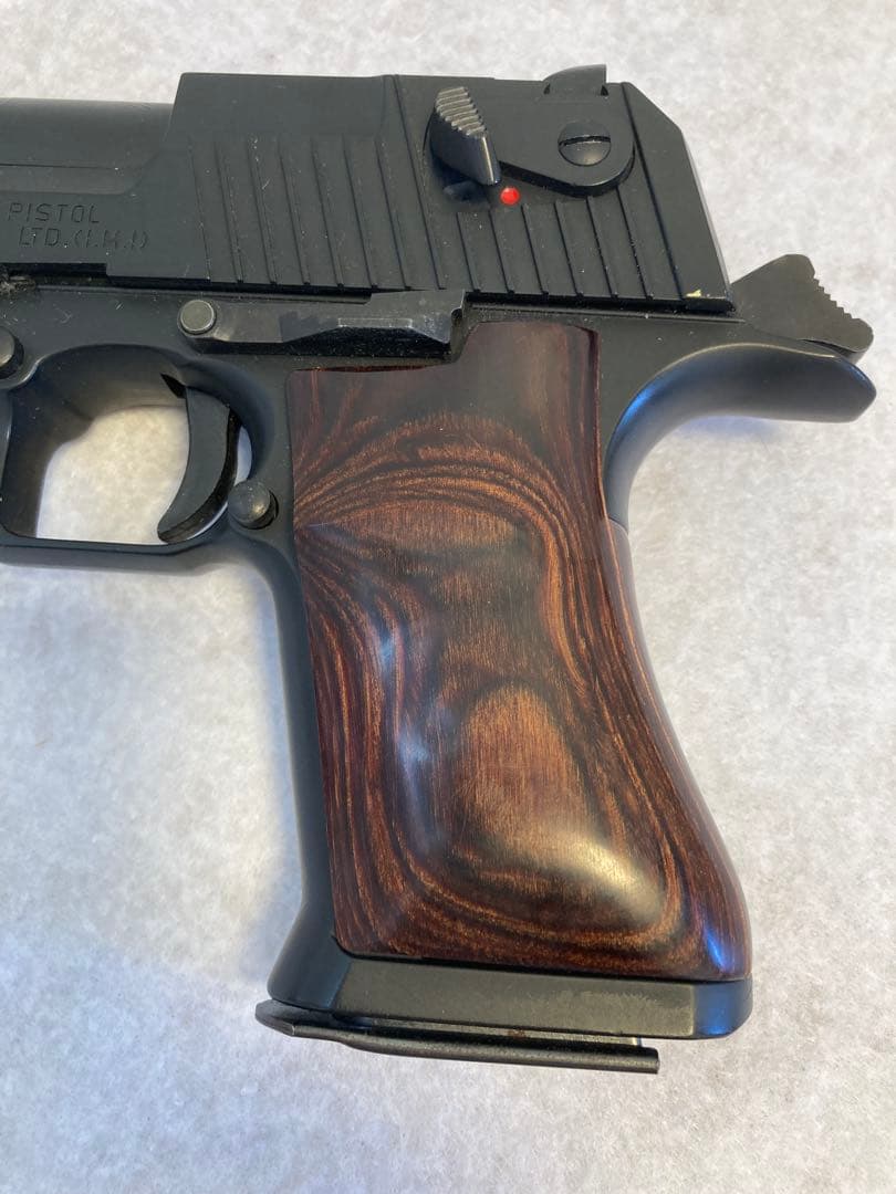 東京マルイ　ガスガン　デザートイーグル旧型　木製グリップ