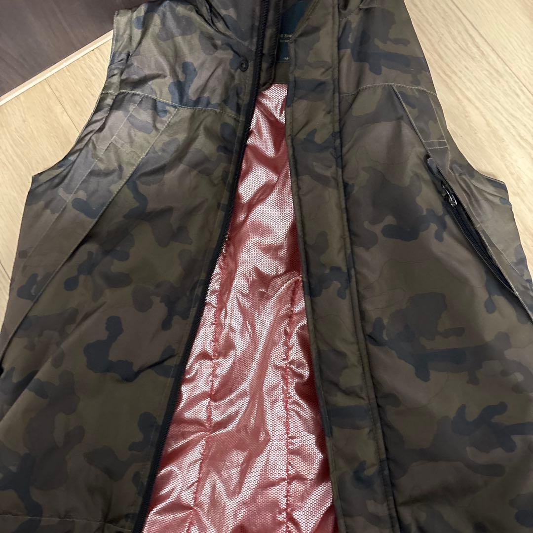 迷彩ダウンベスト　ショート丈