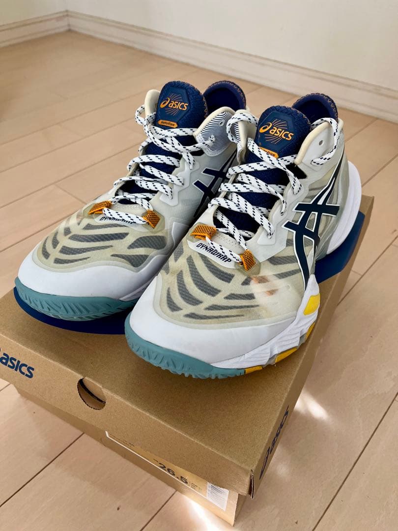 アシックス　バレーボールシューズ　メタライズ　希少　8/31まで