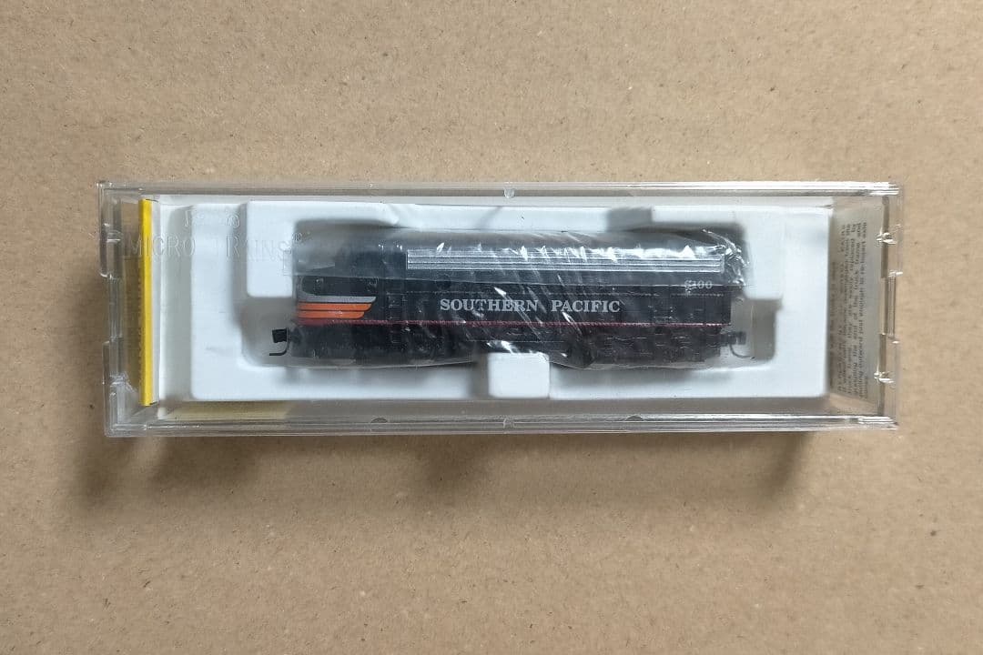 Micro-Train F7 engine Zゲージ 鉄道模型