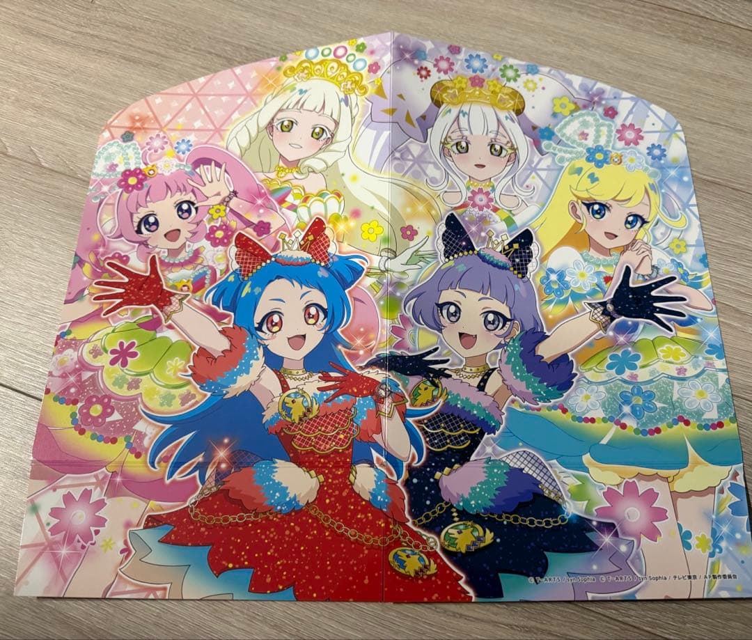 ひみつのアイプリ、アイプリバース筐体POP