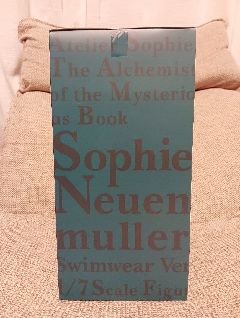 AMAKUNI ソフィー ノイエンミュラー 競泳水着ver.　新品未開封