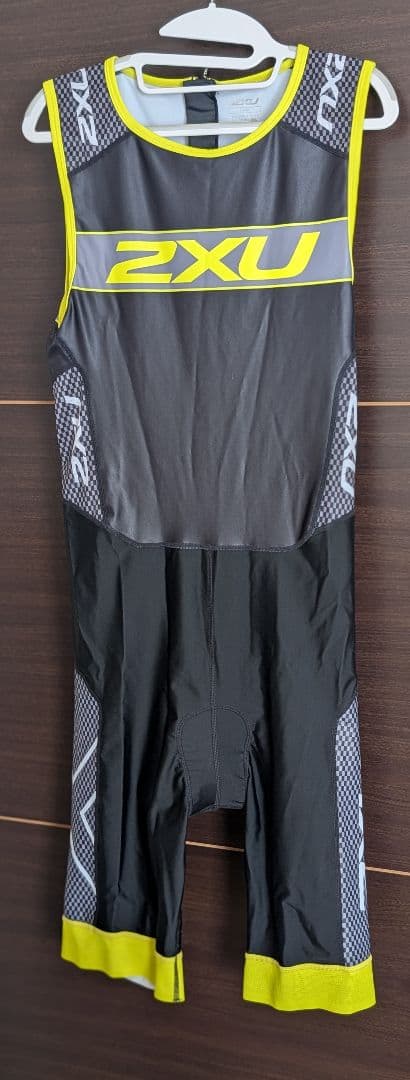 【数回のみ使用】2XU トライアスロンウェア 黒/黄　Lサイズ