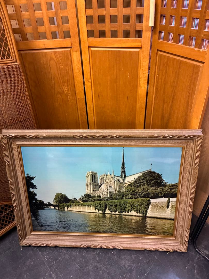 ノートルダム大聖堂の風景画　写真