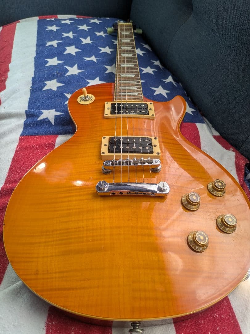 レスポールタイプ　ダンカンデザインピックアップ付き