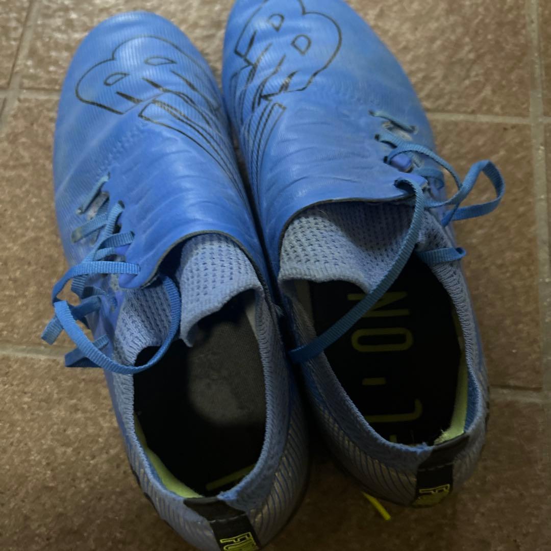 サッカースパイクニューバランス