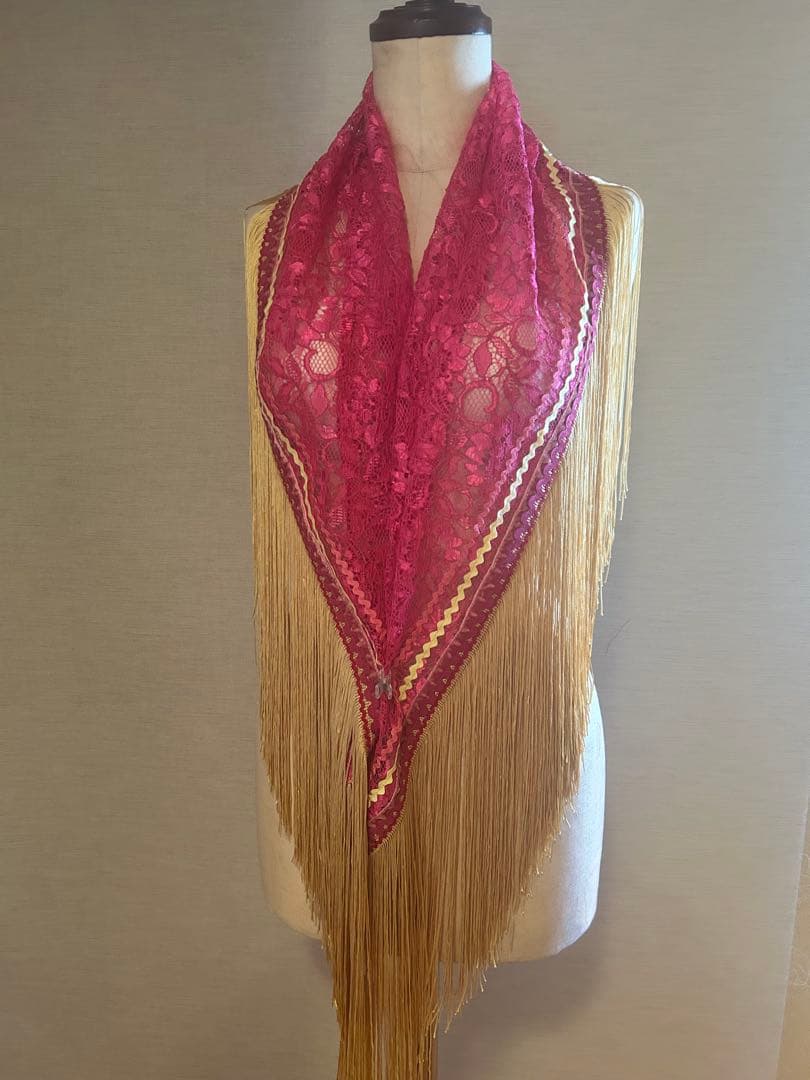 新作＊ピンク　フラメンコ衣装シージョピンクレースゴールドフリンジ新品未使用