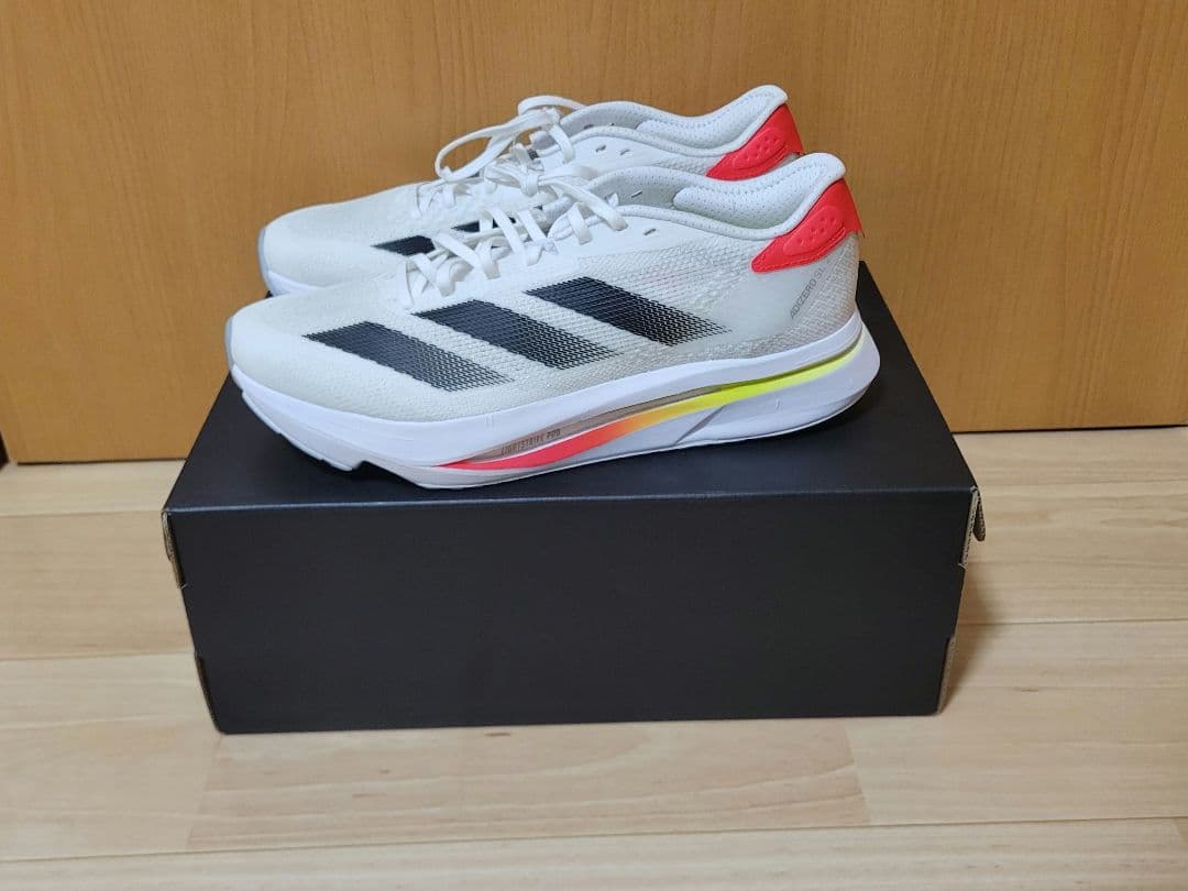 【新品未使用】アディダス ランニングシューズ adizero sl2 25.5