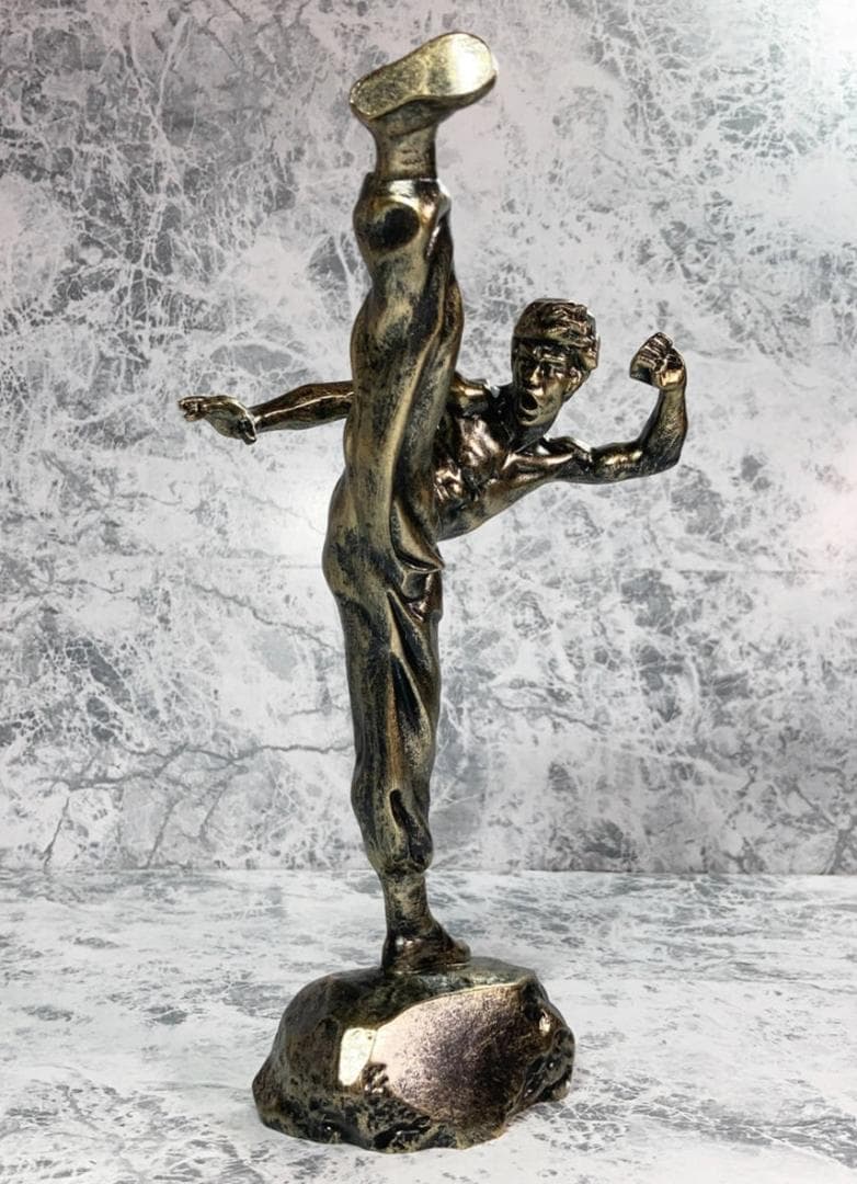 「ブルース・リー　銅像風 フィギュア　ブロンズ」jo-db