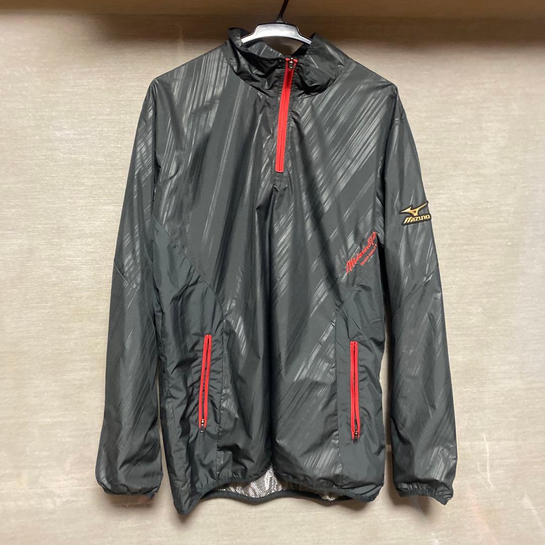 issy　　 ミズノプロ　ブレーカー