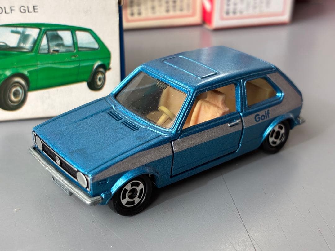 トミカ 日本製 フォルクスワーゲン ゴルフ F5