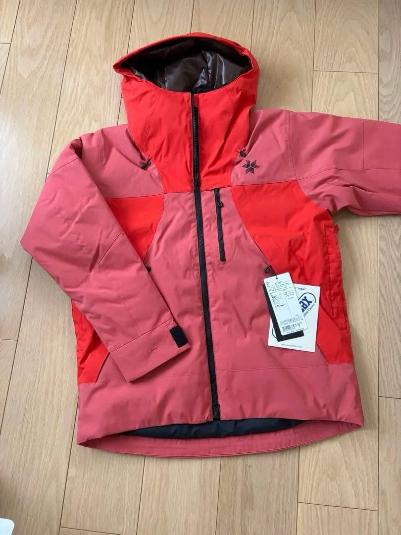防水スキーウェア上下 赤 新品タグ付き