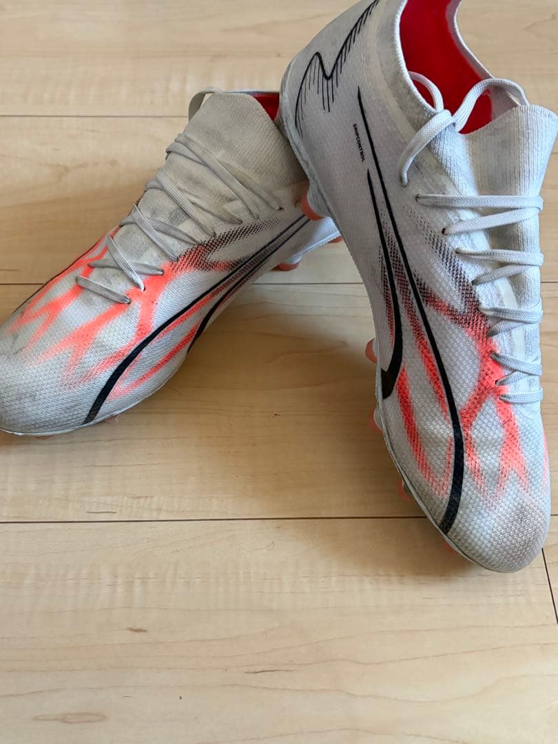 Puma ウルトラ　サッカースパイクHG ホワイト/オレンジ