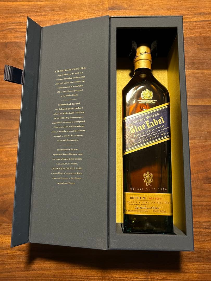 ジョニー・ウォーカー ブルーラベル　1000ml