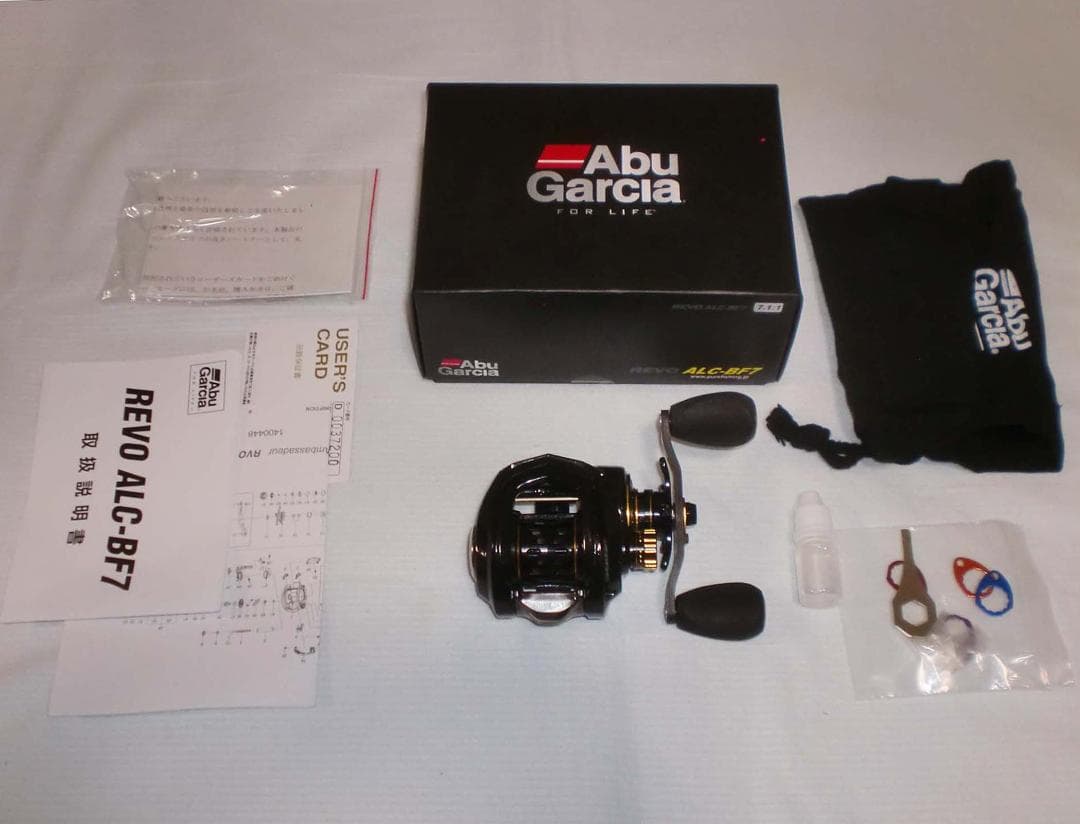 アブガルシア　レボ　エーエルシー　ＢＦ７（Revo ALC-BF7）《右巻》新品
