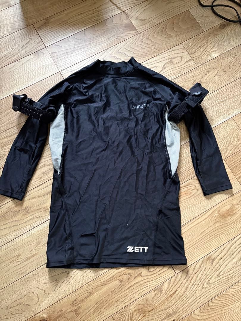 ZETT 加圧シャツ、パンツ上下セット