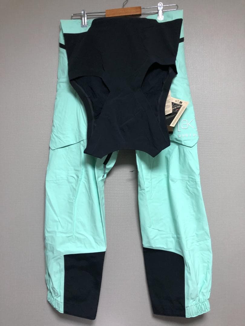 未使用 バートン ウィメンズ GORE-TEX KLS 3L ビブ XS パンツ