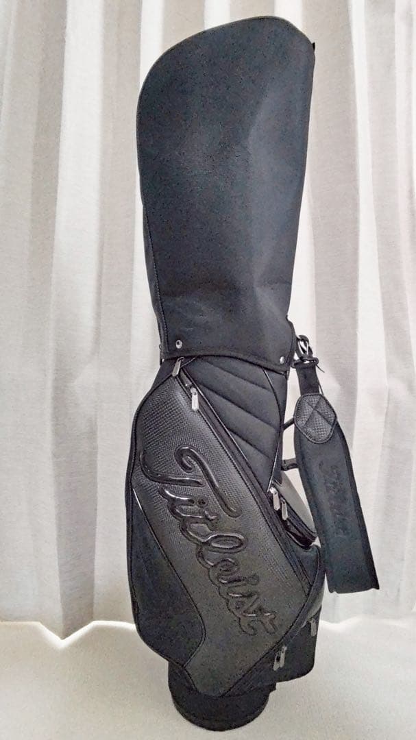 美品　タイトリスト　ブラックキャディバッグ　5分割