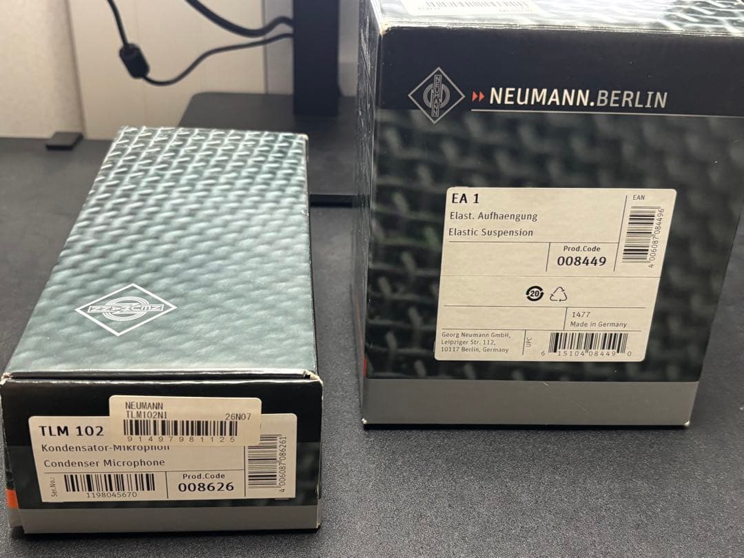 コンデンサーマイク　NEUMANN TLM102 & EA1