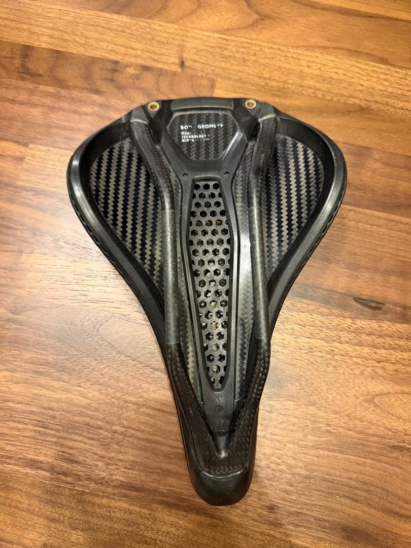 スペシャライズドS-WORKS POWER MIRRORサドル143mm 美品