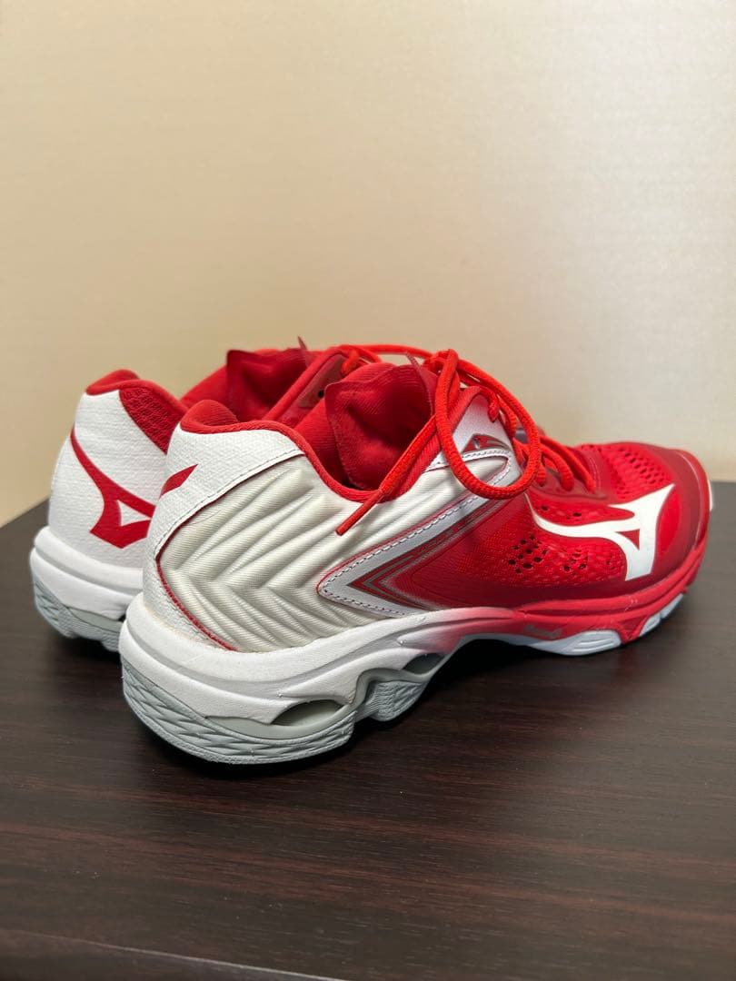Mizuno バレーボールシューズ レッド