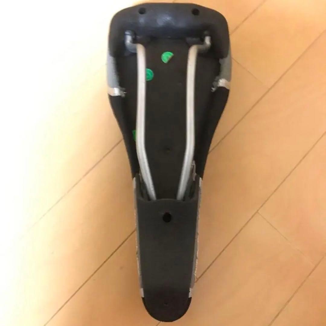 送料無料 超激レア ブルックリンマシンワークス オリジナルケブラーサドル 