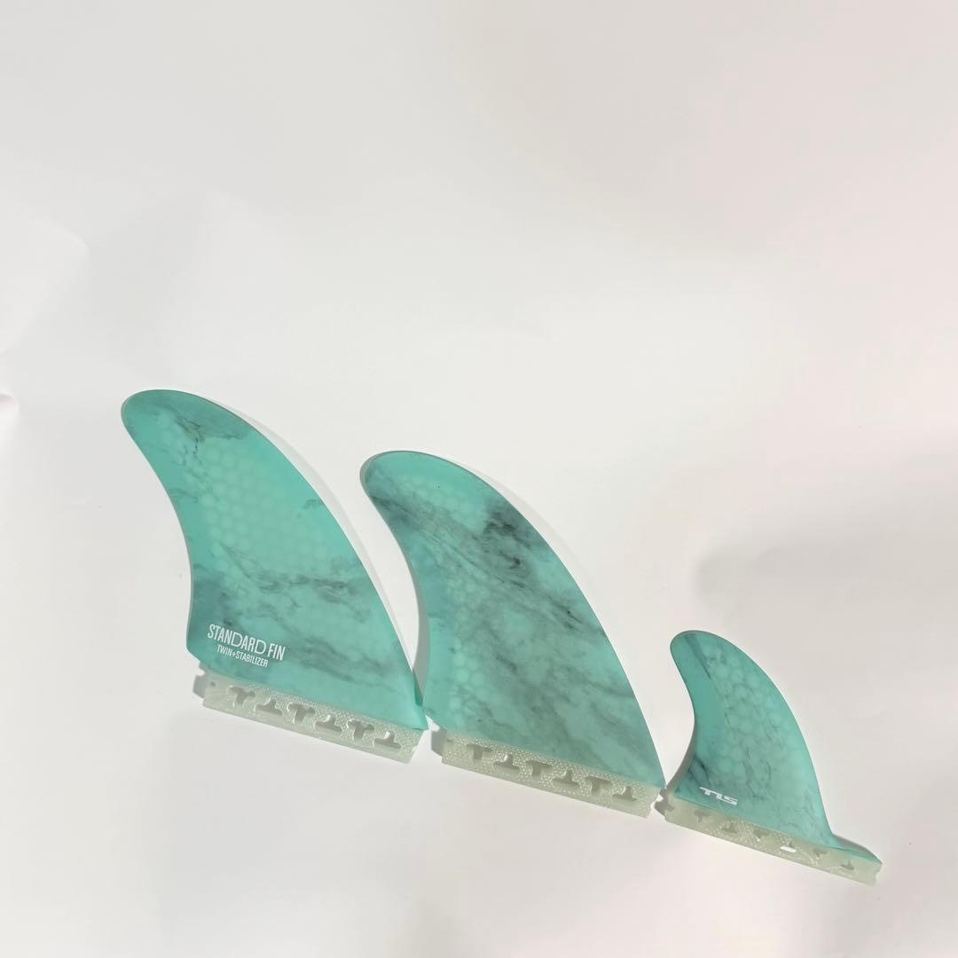 大人気！再入荷！ ＴＬＳ／ツールス　フューチャー　ツイン＋スタビフィンセット